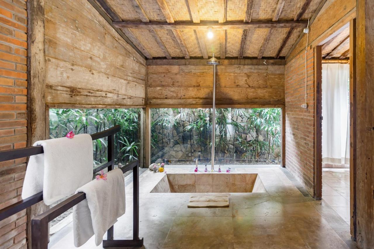 Wahyu Wonderful 4bd With Huge Garden And 2 Pools